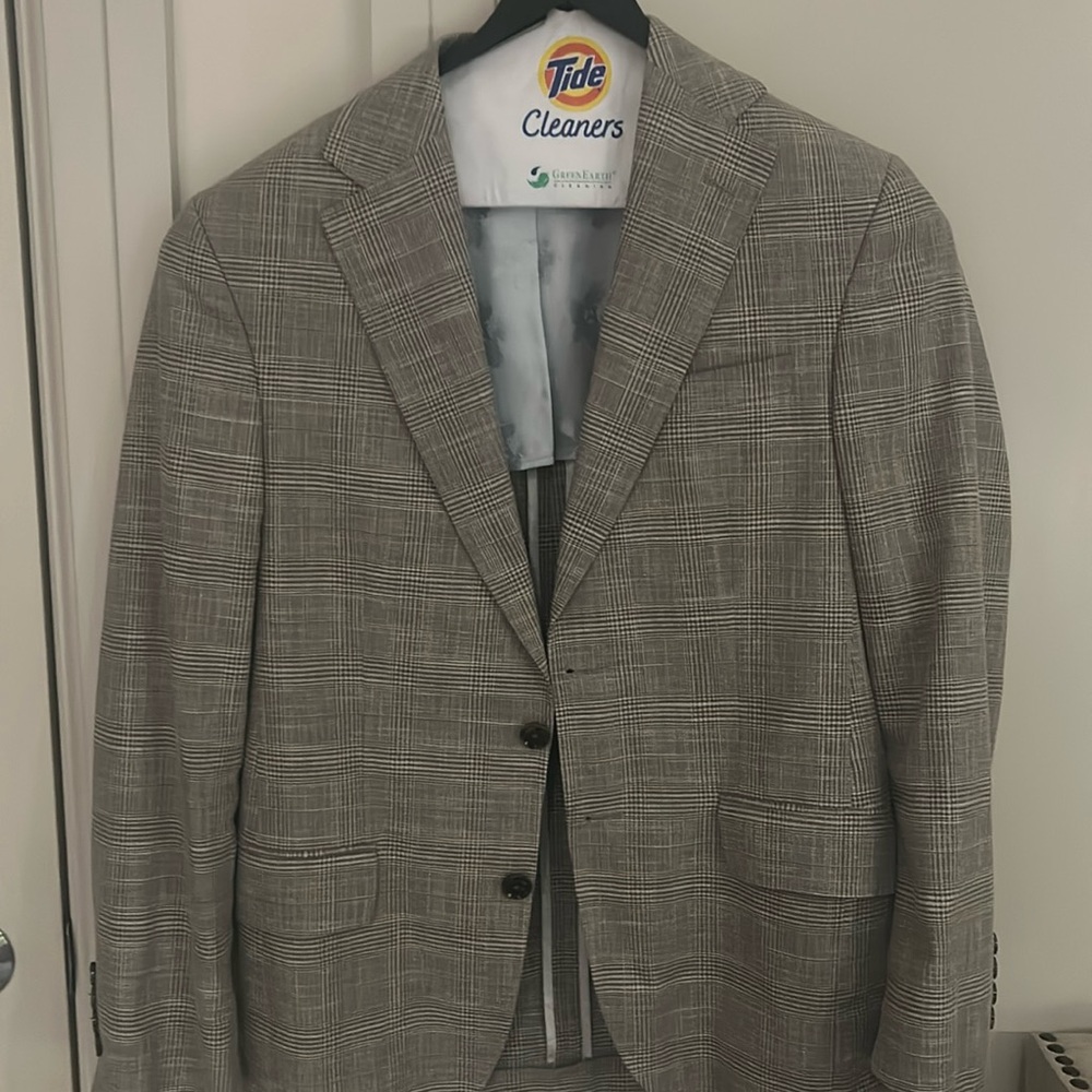 Ted baker men blazer size medium slim fit Shoulder